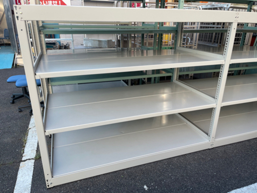 中量棚　トラスコ　ボルトレス　３００kg ４枚棚　2連　w365 d92 h151