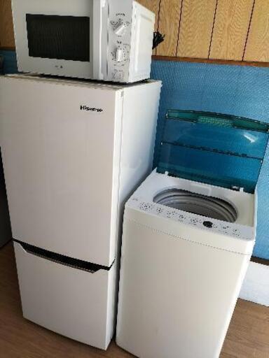 新生活お買い得セット！！シリーズ５６ ハイセンス　HR-D15A　2ドア冷凍冷蔵庫　2017年製・ハイアール JW-C55A 全自動洗濯機　5.5Kg 2018年製・ハイアール JM-17H-50 電子レンジ　2019年製　3点セット！！