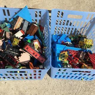 ガチャガチャのトーマスあげます