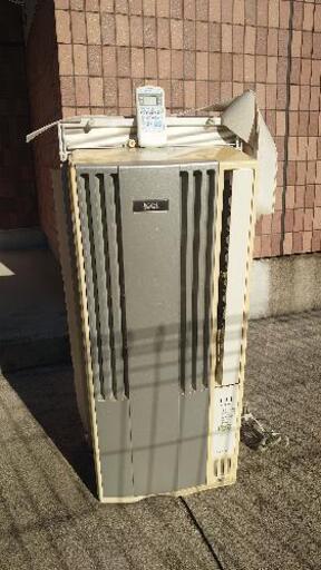 【よく冷えています!】　窓用エアコン　２０１０年製
