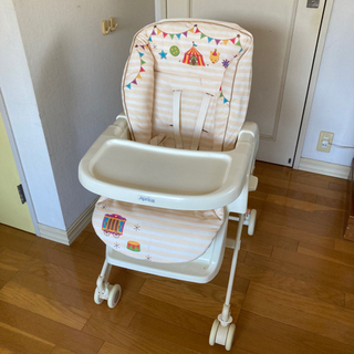 アップリカ　ハイローチェアー