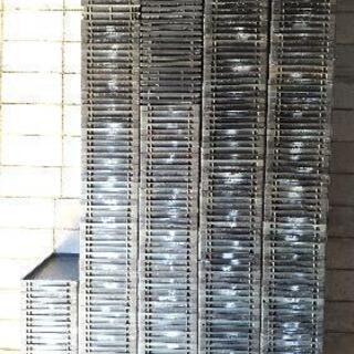 稲の育苗箱約400枚 無料の画像