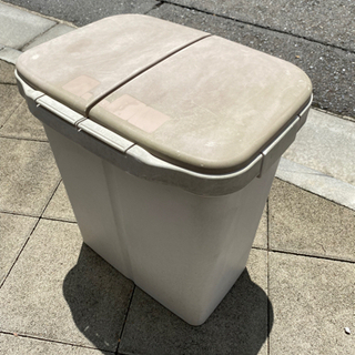 ゴミ箱　ペール　縦32横45高さ50 20ℓx2