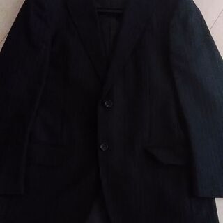 【平日昼間限定】秋冬用スーツを貰ってください。