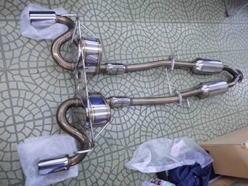 サクラムマフラー　フェアレディZ34