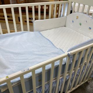 高級指向なあなたに【愛品館江戸川店】ファミリア ベビーベッド