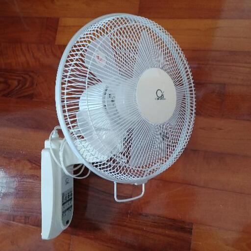 壁掛け扇風機