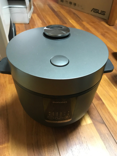 【美品】MONONICS 4合炊き 炊飯器 MN-RC12-BK  2019年製