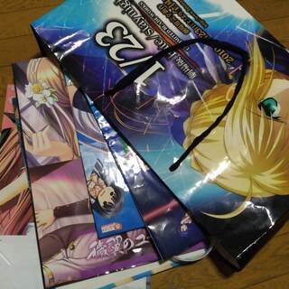 アニメグッズ一式をお譲りします。