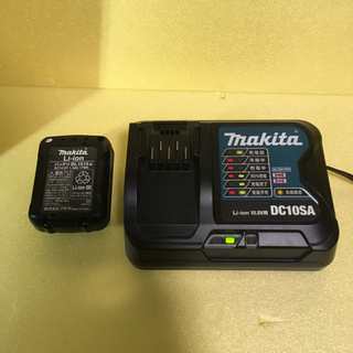 マキタ　10.8V バッテリー　充電器セットの画像