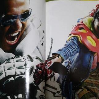 EXILE　ライブパンフレットと大きいシュシュの画像