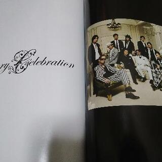 EXILE　ライブパンフレットと大きいシュシュの画像