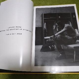 EXILE　ライブパンフレットと大きいシュシュの画像