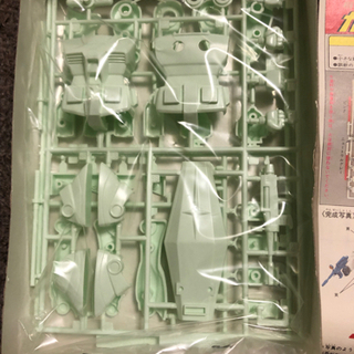 初代ガンダムプラモデル【復刻版】の画像