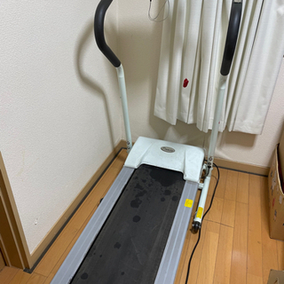 ランニングマシン 3000円 専用マット付きの画像