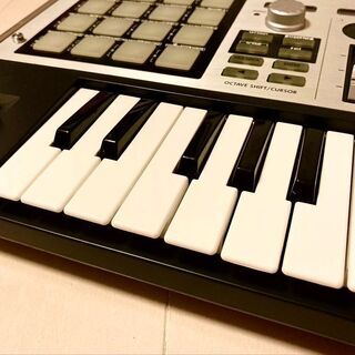 ＜＜無料＞＞　KORG microKONTROL 37鍵 midiキーボード コントローラーの画像