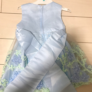 90cm フォーマルドレス 未使用 値下げの画像