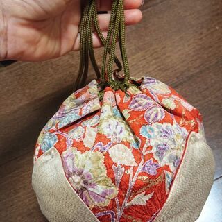 和装　巾着バック 正絹の画像