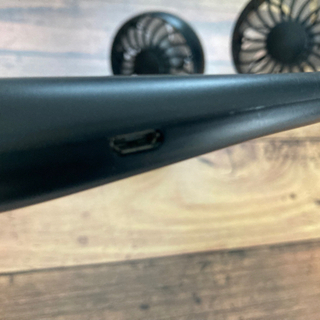 USB充電式　首掛け扇風機　ネックファンの画像