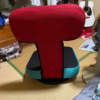 ゲーミングチェアの画像