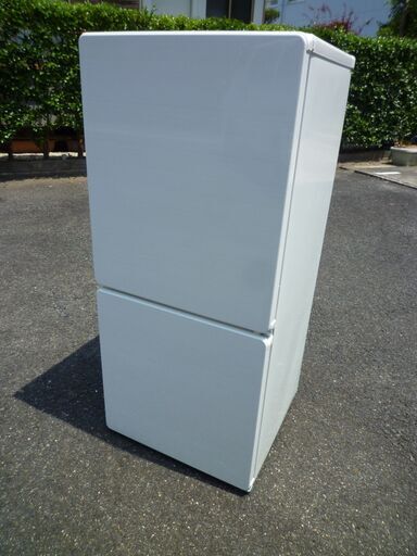 ユーイング UR-F110F◆使用僅か美品 2016年製 110ℓ 40ℓ下が冷凍室　シンプルデザイン高性能