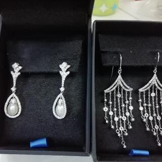 586◇未使用◇ゴージャスピアスセット　おまけ付き