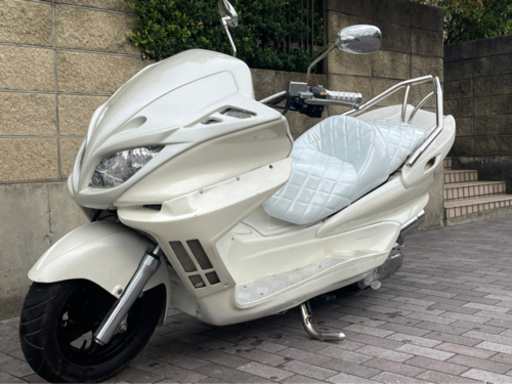 大人気‼︎ オールホワイトカラー‼︎【YAMAHA マジェスティ】超低走行車両‼︎