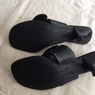 バックルデザインサンダル（未使用）