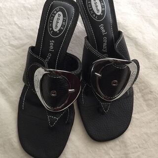 バックルデザインサンダル（未使用）の画像