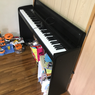 電子ピアノ　KORG LP-180 の画像