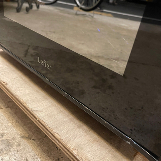 【売約済み】ワインセラー　ワインクーラー　ペルチェ式　静か　静音　大容量　32本　75L コンパクト　スリム　ルフィエール　LW-D32  ボトルホルダー　棚　店舗　什器　温度設定　日本メーカー製　2019年購入品　美品　の画像