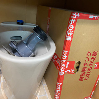 取引中　新品　色オフホワイト　トイレ