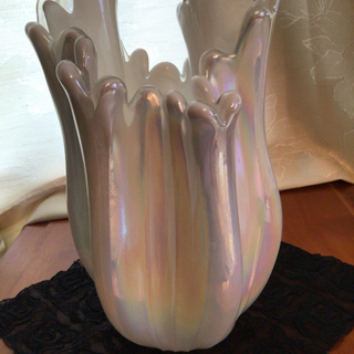 受渡し予定者の方ほぼ、決まりました。光を放つ硝子の花瓶   白色🌻の画像