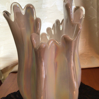 受渡し予定者の方ほぼ、決まりました。光を放つ硝子の花瓶   白色🌻の画像