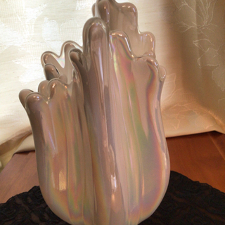 受渡し予定者の方ほぼ、決まりました。光を放つ硝子の花瓶   白色🌻の画像