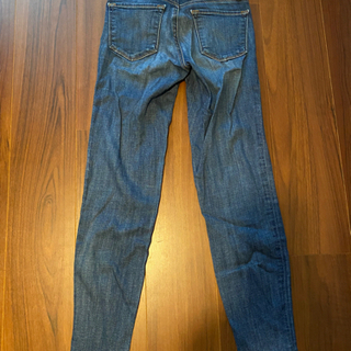J BRAND スキニーデニムの画像