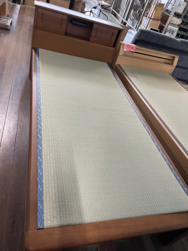 畳ベッド！シングル新品です！3台あります