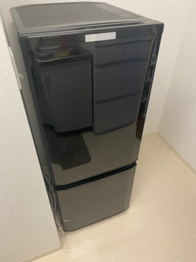 【交渉中】三菱 冷蔵庫 MR-P15C-B 取扱説明書有 冷蔵庫マット付き