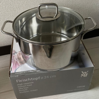 未使用の鍋の画像