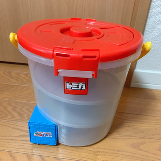 トミカ でるでるバケツ★トミカ収納の画像