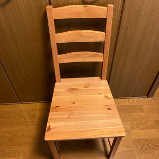【取引中】木製チェアの画像