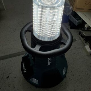 makita マキタ ML810 充電式エリアライト 本体のみ【リライズ野田愛宕店】【店頭取引限定】【中古】管理番号：ITGSRWDULQ58の画像
