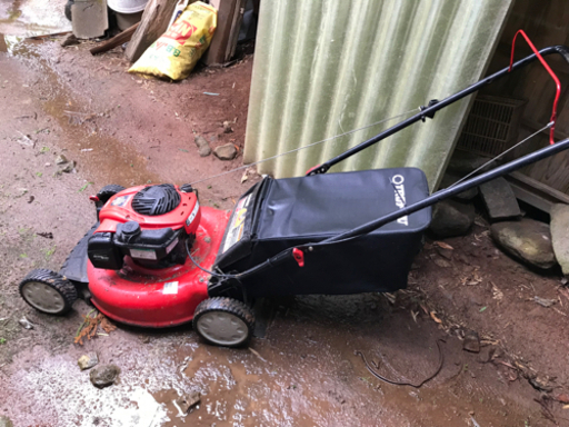 芝刈り機　140cc  4サイクルエンジン