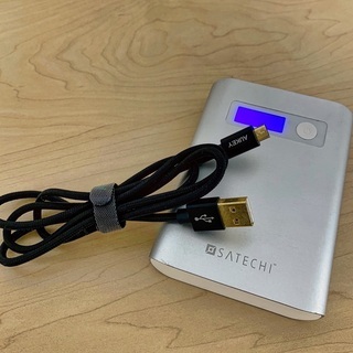 Satechi Power Bank (10'000mAh) +...