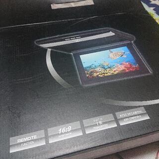 10.1インチフリップダウンモニター中古の画像