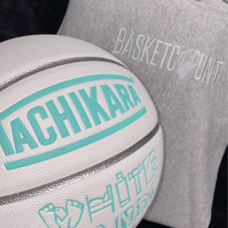 左手は添えるだけ🏀