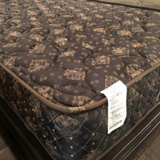 ドリームベッド&サータマットレス　シングルの画像