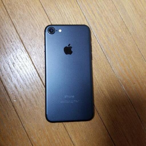 Apple - 【SIMロック解除済】iphone7 ブラック 32GB au SIMロック解除済】au iPhone7 32GB A1779 (MNCE2J/A) ブラック