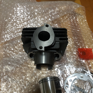 レッツ2  ボアアップキット 47mm 約70cc の画像