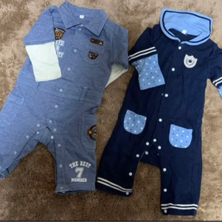 前開きロンパースの画像